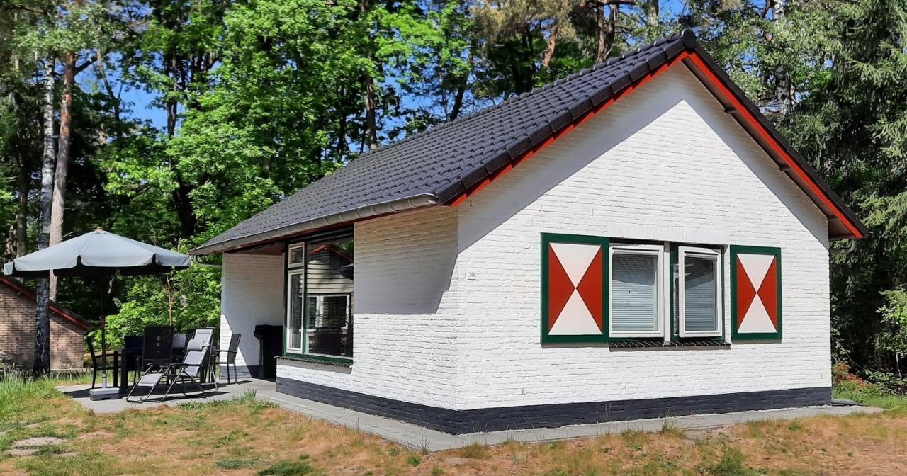 Bungalow, Vrijstaand, Het Vosseven Nr 38 Stramproy Exterior photo
