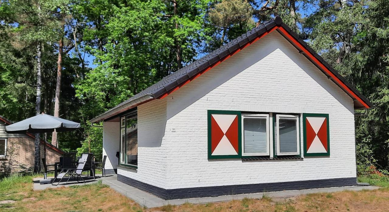 Bungalow, Vrijstaand, Het Vosseven Nr 38 Stramproy Exterior photo